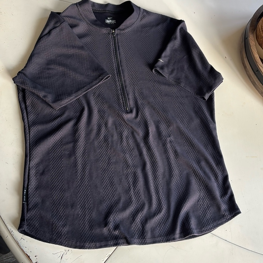🌺Nike Black Short Sleeve Tee